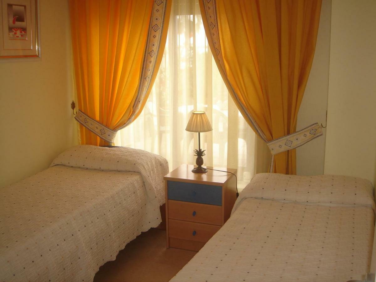 1ª Linea Playa De Burriana 1ºd Apartment Nerja Bagian luar foto